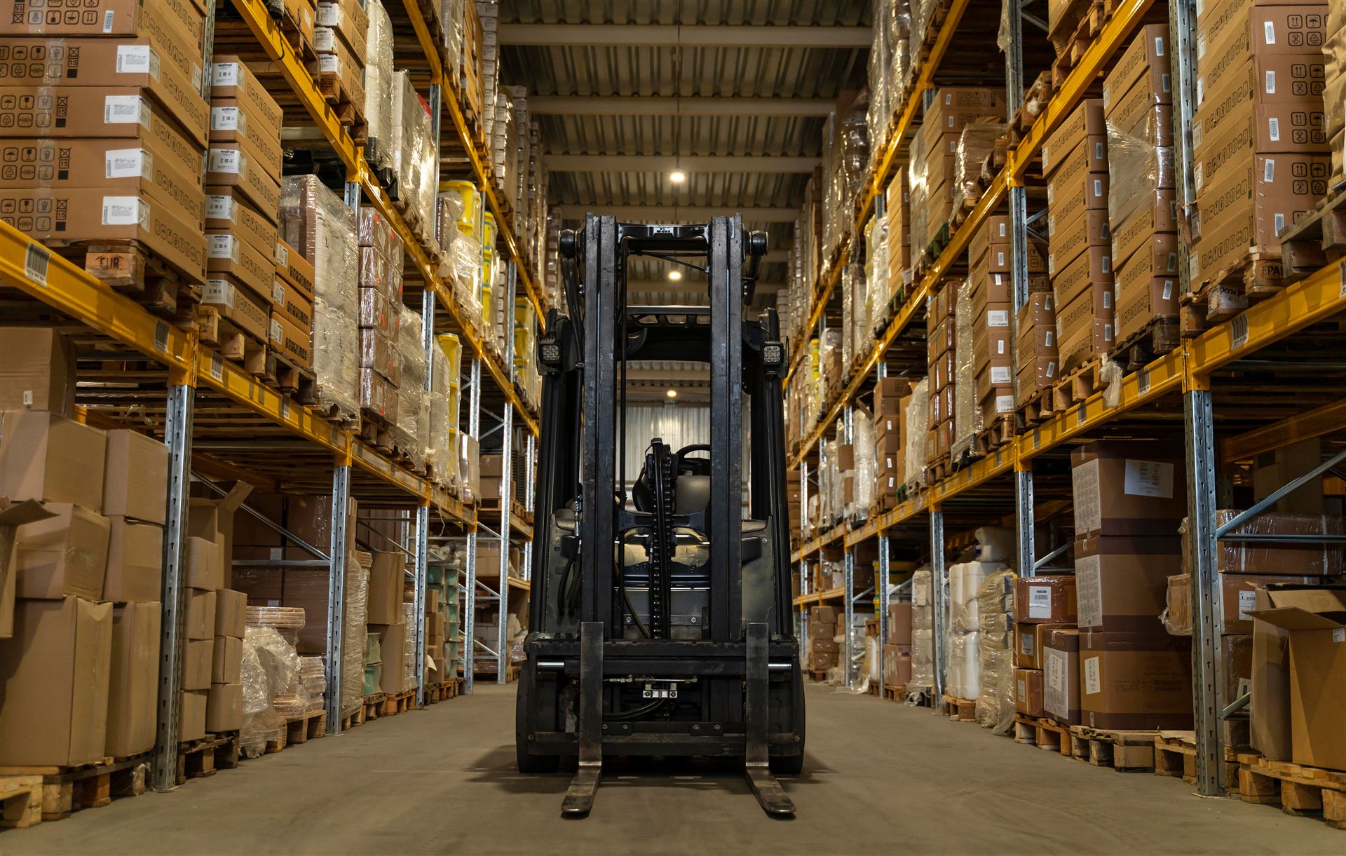 İzmir’de 2. El Forklift ve Jeneratör Alım Rehberi | Satın Alma İpuçları