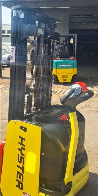 e40dd72d-e462-4080-8620-7681c86dc95c