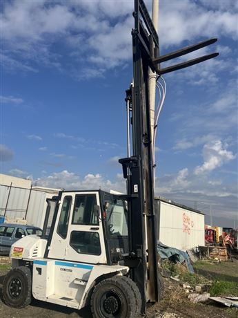 2023 MODEL SOCMA MARKA 7 TONLUK YUNCHAİ MOTOR TPX 6M ASANSÖRLÜ DİZEL FORKLİFT