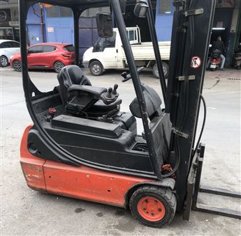 2005 MODEL LİNDE MARKA E16C SERİSİ 1.6 TON TPX 4.5M ASANSÖRLÜ AKÜLÜ FORKLİFT