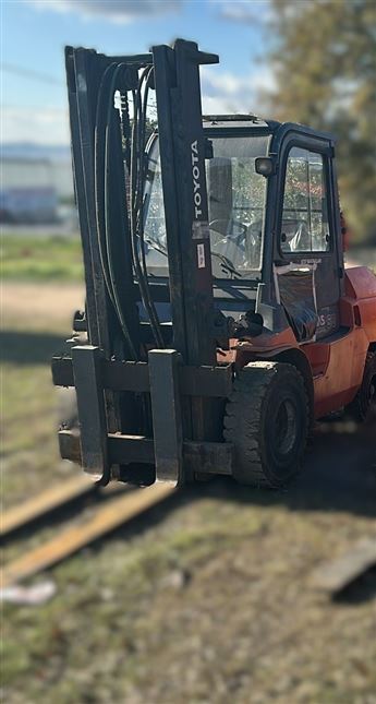 2008 MODEL TOYOTA MARKA 5 TON STD 3.30M ASANSÖRLÜ DİZEL FORKLİFT