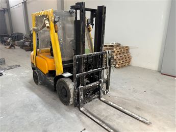 2007 MODEL TCM MARKA 2.5 TON EURO3 C240 ISUZU MOTOR STD 3.30M ASANSÖRLÜ DİZEL FORKLİFT