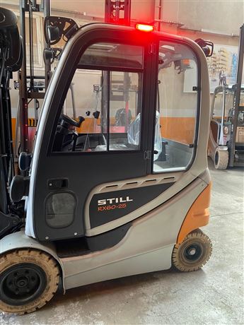 2016 MODEL STİLL RX60-25 SERİSİ 2.5 TON TPX 4.60M ASANSÖRLÜ AKÜLÜ FORKLİFT