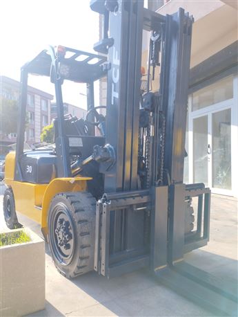 2015 MODEL TCF MARKA 3 TONLUK EURO3 ÇİN MOTOR TPX 4.50M ASANSÖRLÜ DİZEL FORKLİFT