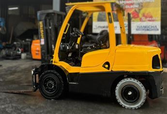 2011 MODEL HYSTER MARKA 4 TON CUMMİNS MOTOR TPX 4.40M ASANSÖRLÜ DİZEL FORKLİFT