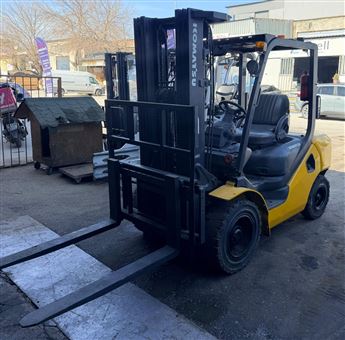 2006 MODEL KOMATSU MARKA FD30 SERİSİ TPX 4.5M ASANSÖRLÜ DİZEL FORKLİFT