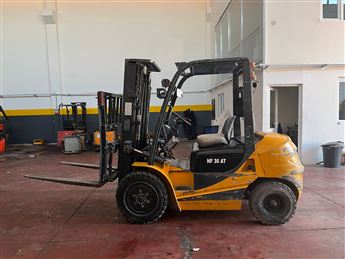 2015 MODEL GMK MARKA 3 TON EURO3 ÇİN MOTOR TPX 4.5M ASANSÖRLÜ DİZEL FORKLİFT