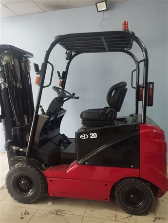 2015 MODEL EP MARKA 2 TON KAPASİTELİ TPX 4.80M ASANSÖRLÜ AKÜLÜ FORKLİFT