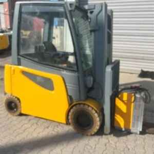 2016 MODEL JUNGHEİNRİCH MARKA 3 TON TPX 4.70M ASANSÖRLÜ AKÜLÜ FORKLİFT