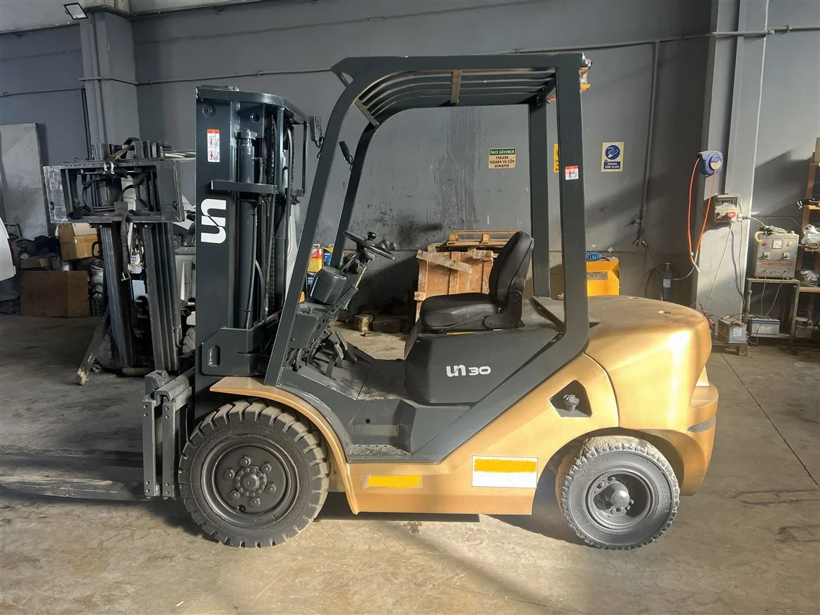 2014 MODEL UN MARKA YANMAR MOTORLU 3 TON TPX 4.5M ASANSÖRLÜ DİZEL FORKLİFT