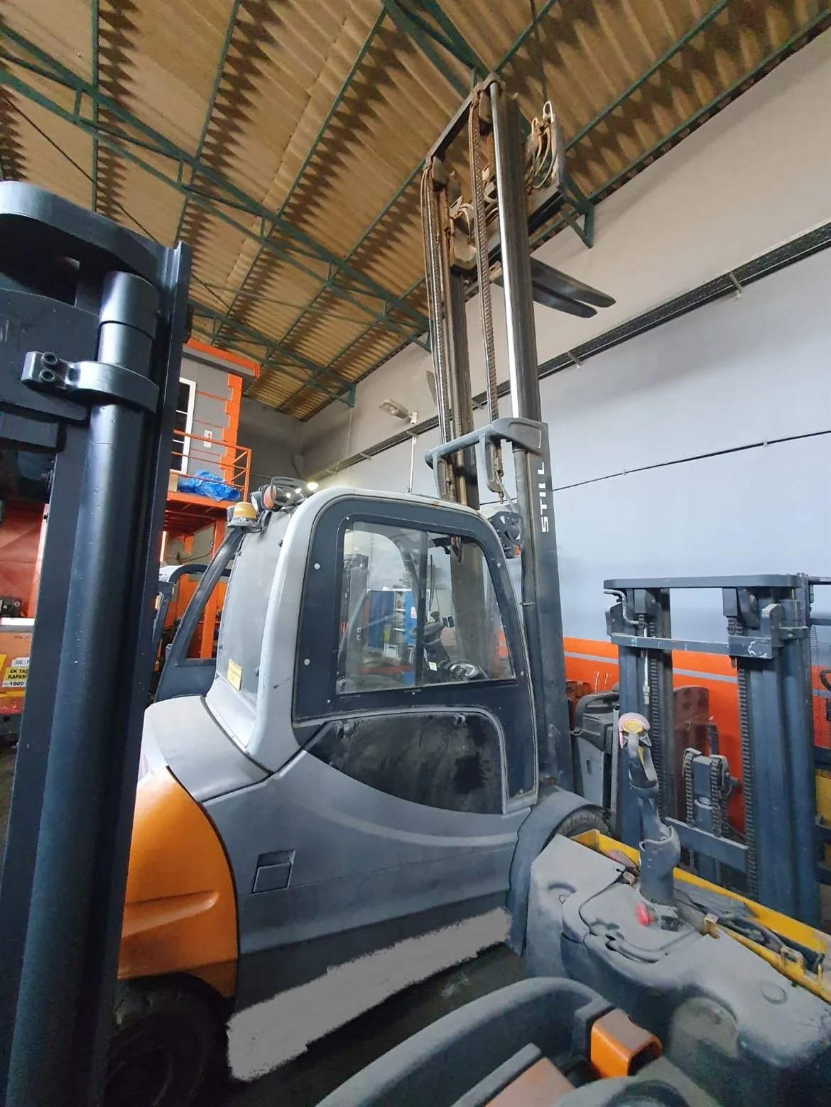 2016 MODEL RX60-40 SERİSİ 4 TON STANDART 4.30M ASANSÖRLÜ AKÜLÜ FORKLİFT