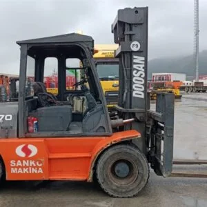 2013 MODEL DOOSAN MARKA D70S-5 SERİSİ 7 TON STD 4M ASANSÖRLÜ DİZEL FORKLİFT