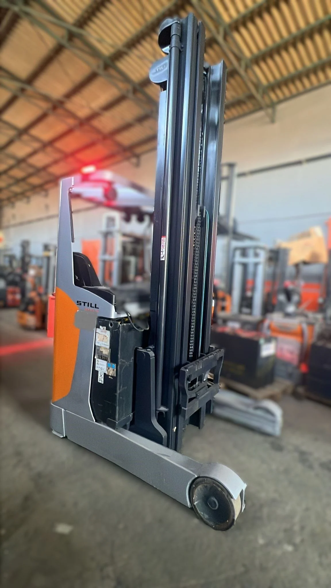 2018 MODEL STİLL MARKA FMX17 SERİSİ 1.7 TON TPX 10.500 MM ASANSÖRLÜ DAR KORİDOR FORKLİFT