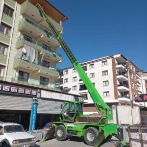 2015 MODEL MERLO MARKA 4521 SERİSİ 4.5 TON KAPASİTELİ 21M TELESKOPİK BOMLU TELEHANDLER