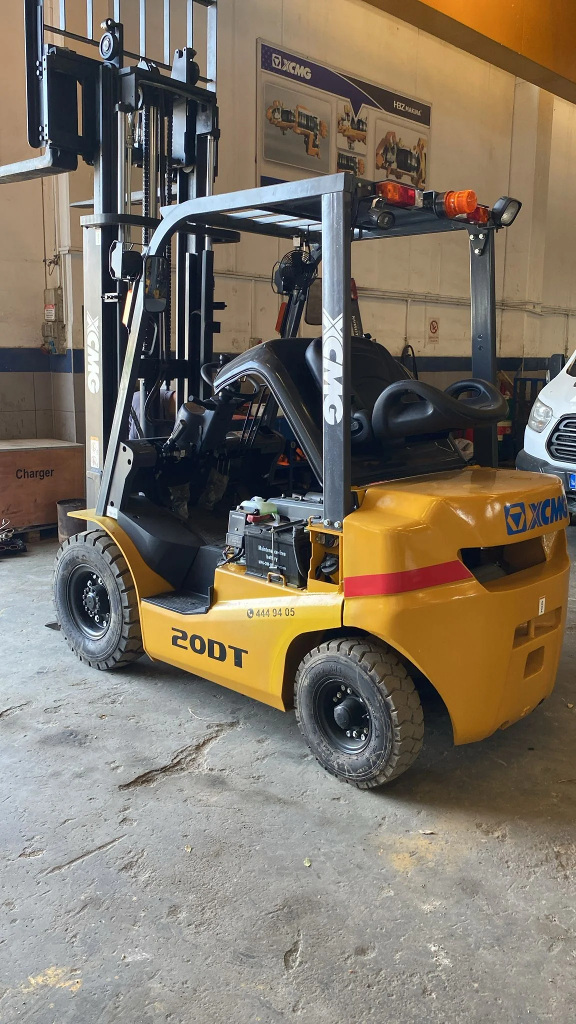 2022 MODEL SIFIR 2 TON XCMG MARKA ÇİN MOTORLU GARANTİLİ TPX 4.5M ASANSÖRLÜ DİZEL FORKLİFT