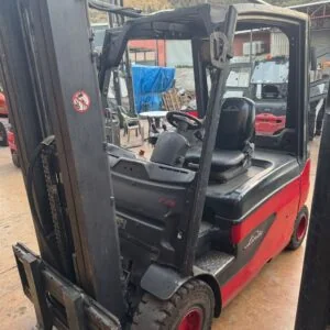 2012 MODEL LİNDE MARKA E25 UZUN KASA SERİSİ 2.5 TON TPX 4.60M ASANSÖRLÜ AKÜLÜ FORKLİFT
