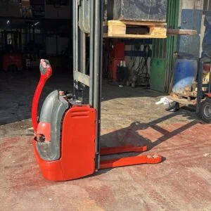 2007 MODEL LİNDE MARKA L10 SERİSİ 1 TON STD 3.90M ASANSÖRLÜ AKÜLÜ İSTİF MAKİNASI