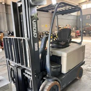2011 MODEL AMERİKAN CROWN MARKA 3 TON TPX 4.60M ASANSÖRLÜ AKÜLÜ FORKLİFT