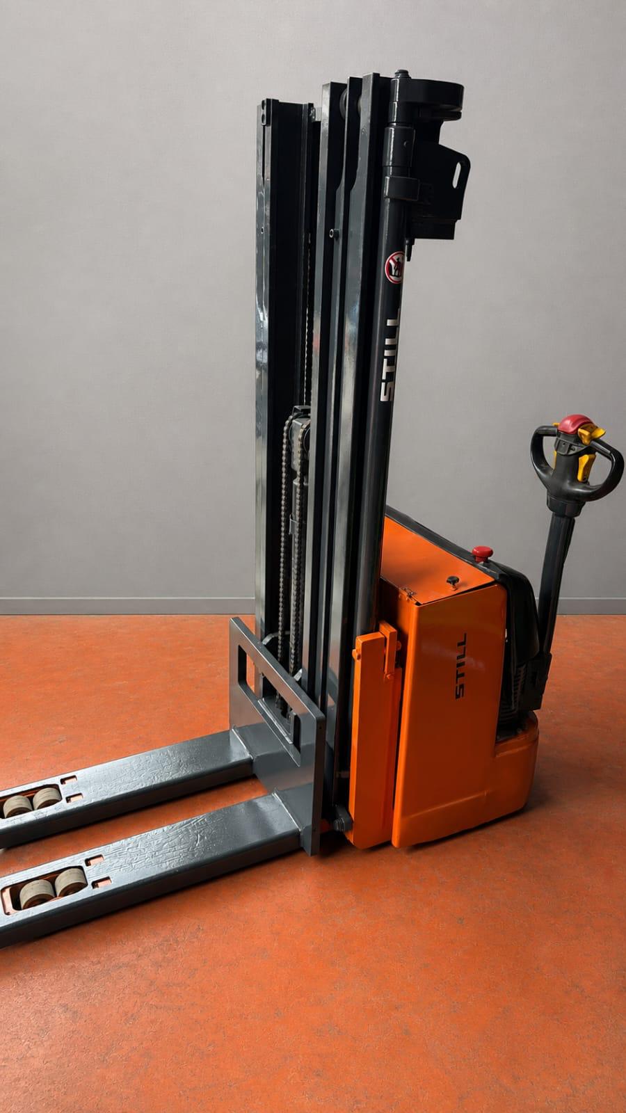 2015 MODEL STİLL MARKA 2 TON KAPASİTEL