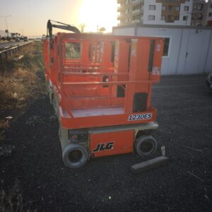 2015 MODEL AMERİKAN MENŞELİ JLG MARKA 5.70M ÇALIŞMA YÜKSEKLİĞİNDE AKÜLÜ PERSONEL YÜKSELTİCİ