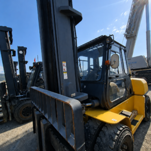 2022 MODEL KOMATSU MARKA FD80 SERİSİ 8 TON KAPASİTELİ STD 4.5M ASANSÖRLÜ DİZEL FORKLİFT